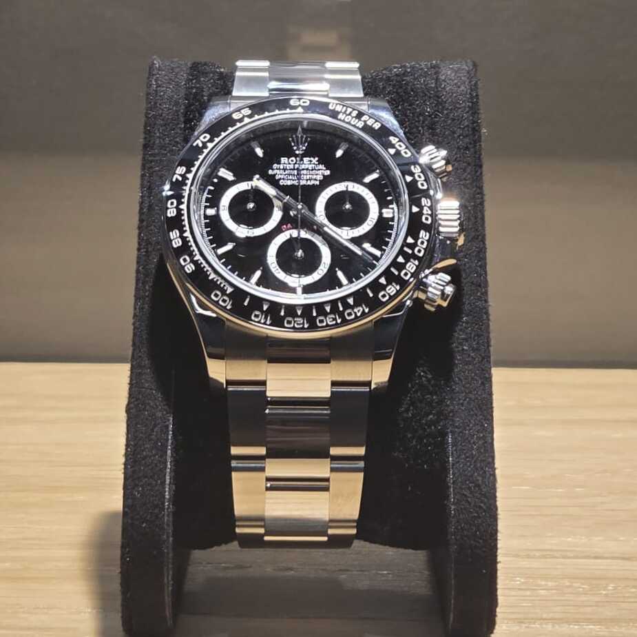 Rolex Cosmograph Daytona Black Dial 126500 LN